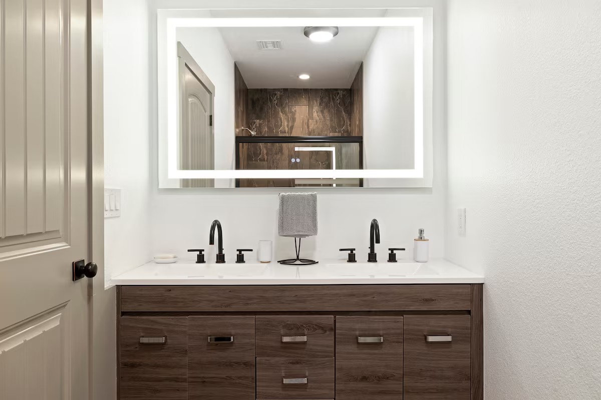 Double vanity