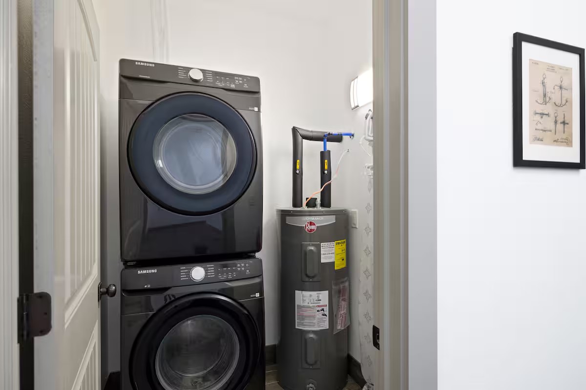 In-unit washer & dryer
